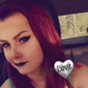 Meet your Posher, Karrie